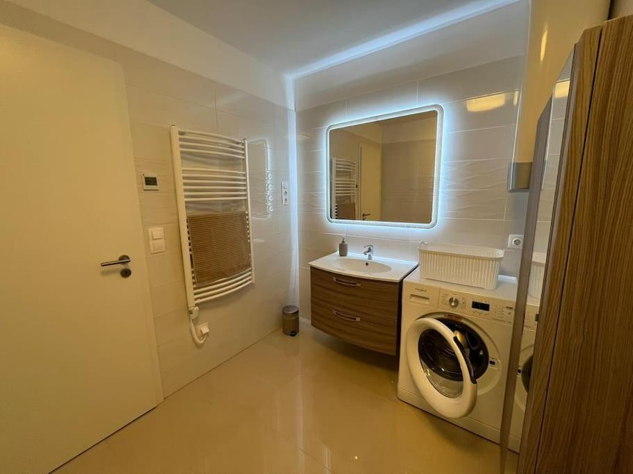 Swan Apartman - Кестхей Экстерьер фото